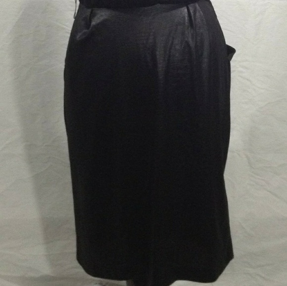 Vintage Black Vneck Aligator Print Button Front - Picture 3 of 8